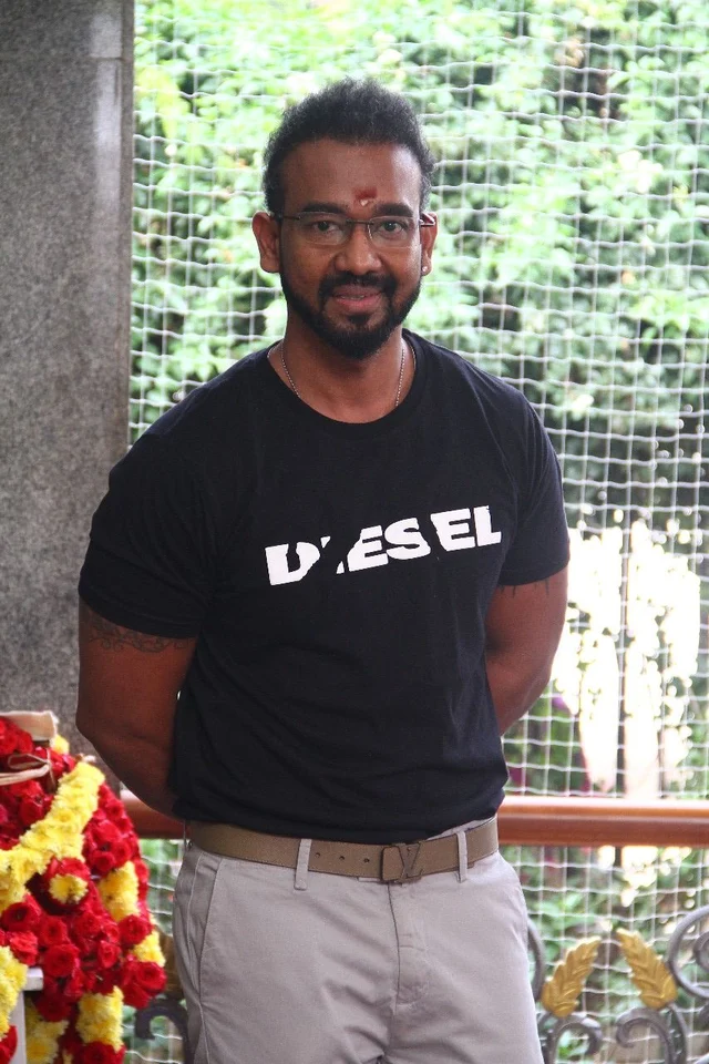 தயாரிப்பாளர் மதியழகன்