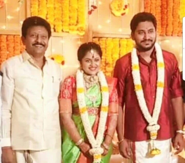 நிச்சயதார்த்த விழாவில்...