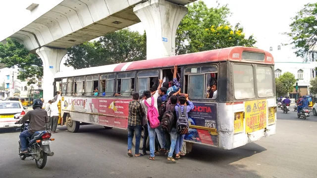 தெலங்கானா பேருந்து