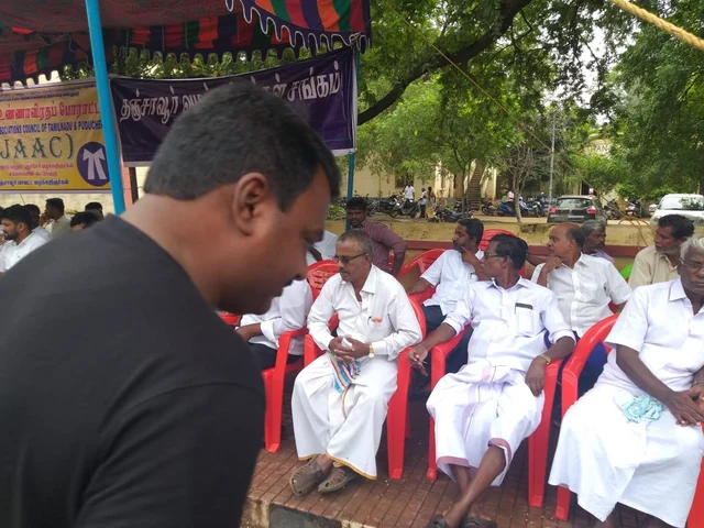 வழக்கறிஞர்கள் உண்ணாவிரத போராட்டம்