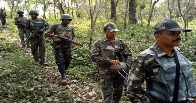 தண்டர்போல்ட் படையினர்