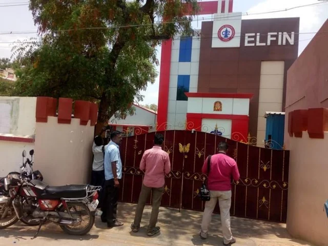 எல்ஃபின் பிஸ்னஸ் நிறுவனம்