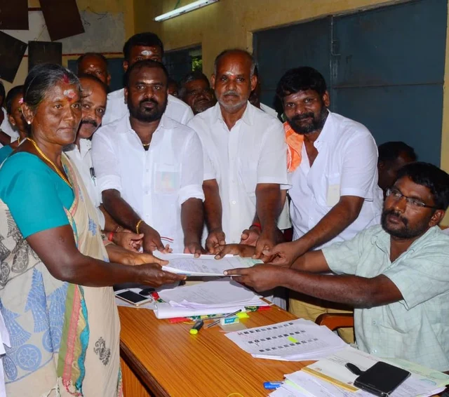 கஞ்சா கருப்பு மாமியாருடன்
