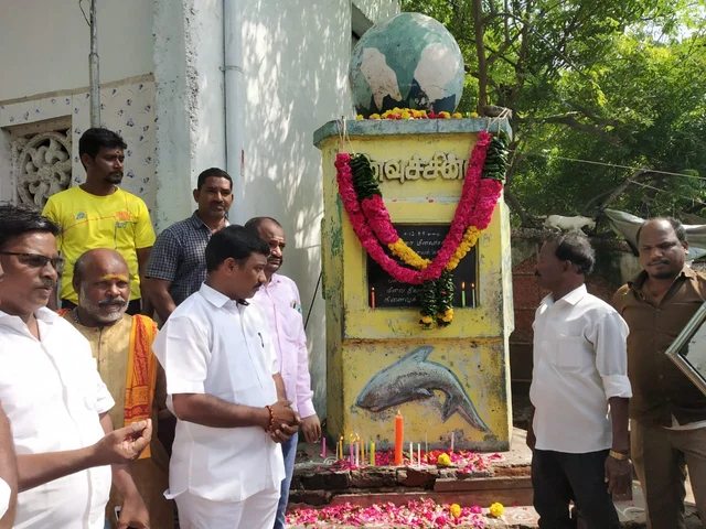 அயோத்திக்குப்பம் நினைவுச்சின்னம்