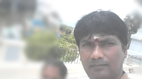 கணவர் மகேஸ்வரனுடன் ரேவதி