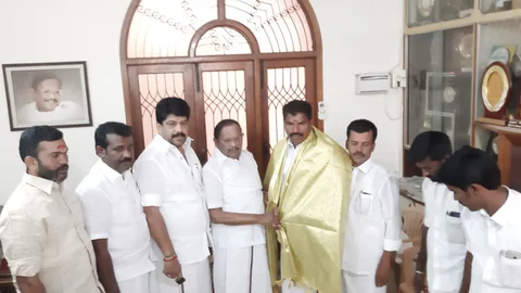 திமுகவில் இணைந்த அதிமுக வேட்பாளர் நாராயணன்
