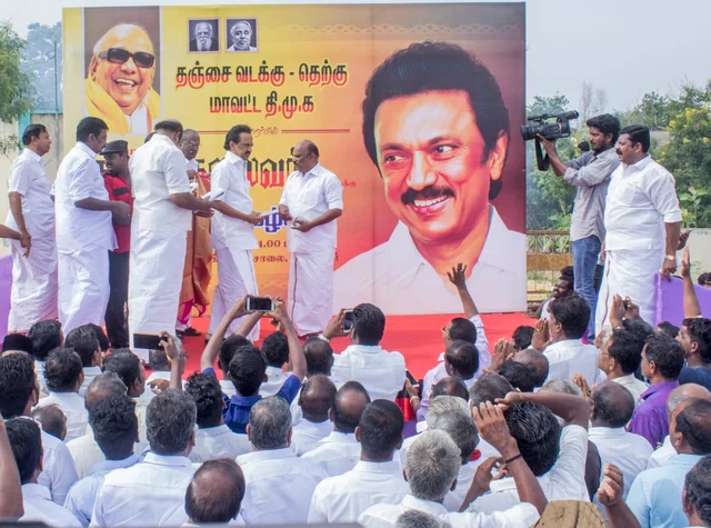ஸ்டாலினுடன் மேடையில்