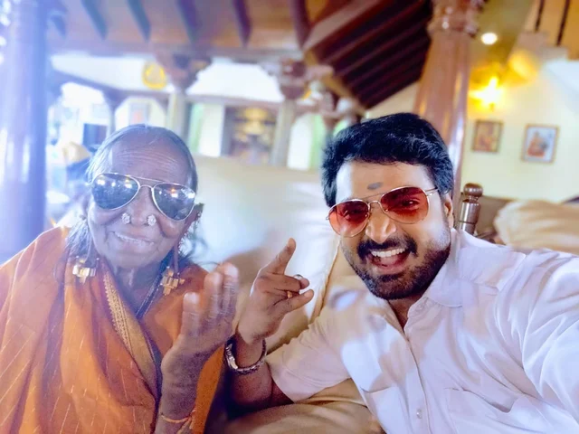 மிர்ச்சி செந்தில், சீனி பாட்டி