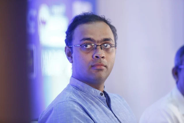 நிரஞ்சன் பாரதி