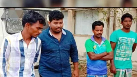 பிடிபட்ட இளைஞர்கள்