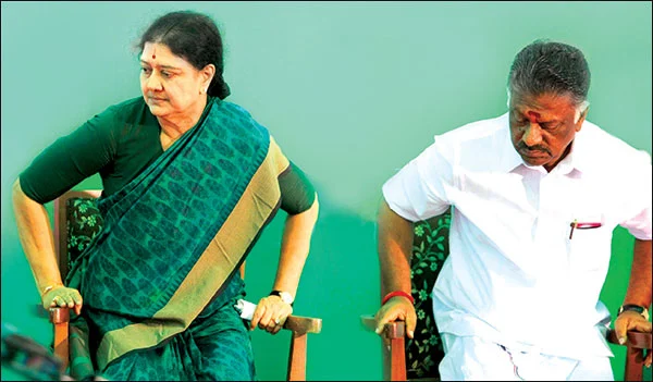 சசிகலாவுடன் பன்னீர்