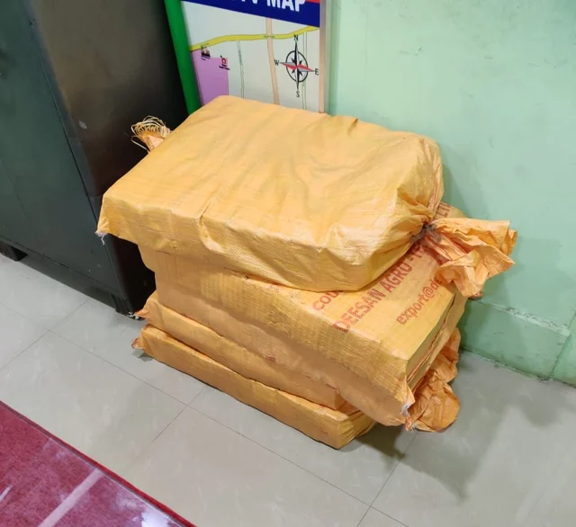 பண மூட்டைகள்