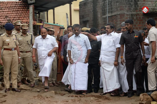 முதல்வர், அமைச்சர்கள்