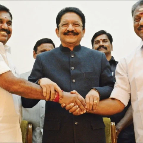 எடப்பாடியையும் பன்னீரையும் சேர்த்து வைக்கும் வித்யாசாகர் ராவ்