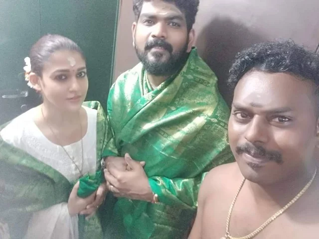 நயன்தாராவுடன் செல்பி எடுத்த பக்தர்