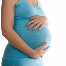 கர்ப்பிணிகள் சூரிய கிரகண நேரத்தில் வெளியே செல்லலாமா?