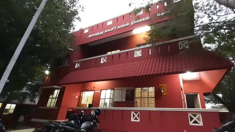 தேனி அனைத்து மகளிர் காவல்நிலையம்