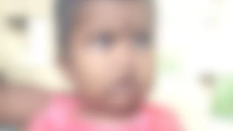 குப்பைத்தொட்டியில் கிடந்த குழந்தை