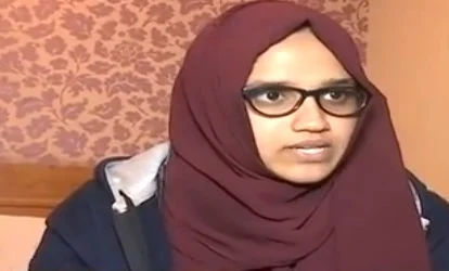 மாணவி ஆயிஷா ரென்னா