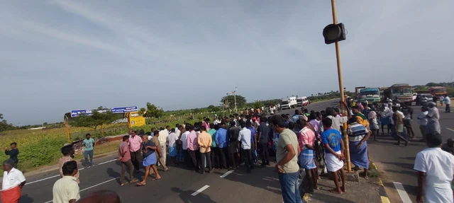 சாலை மறியல்