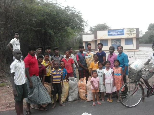 இளைஞர்களின் களப்பணி