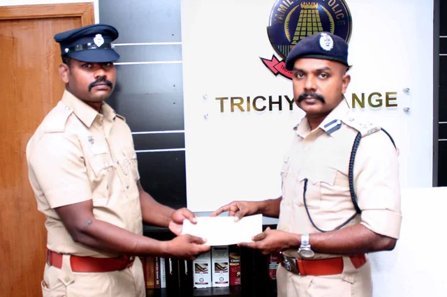 பிரபுவுக்கு பாராட்டு