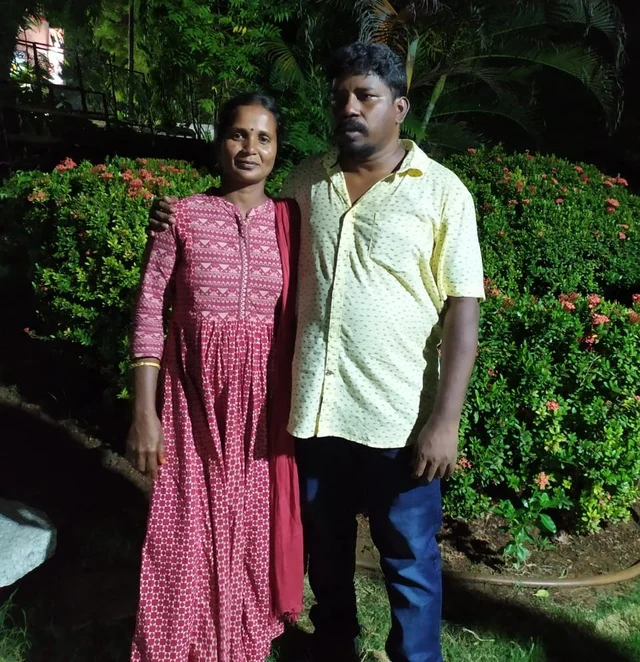 இயக்குநர் அதியன், மனைவி ஆதிரையுடன்
