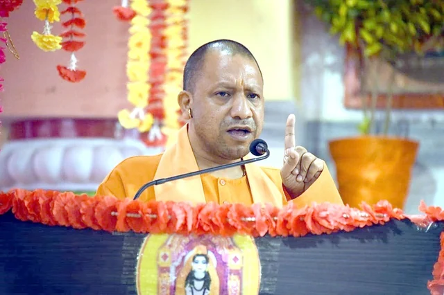 யோகி ஆதித்யநாத்