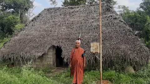 சூரிய ஒளி மினசாரம்