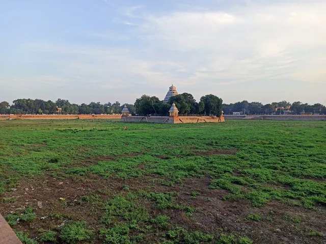 தெப்பக்குளம்