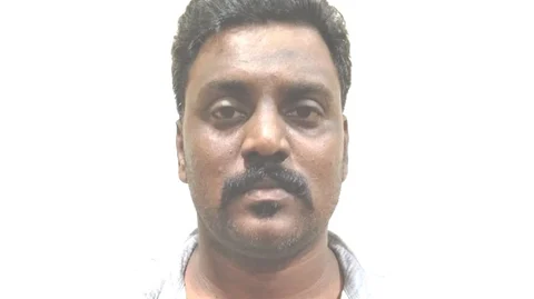 போலீஸ் அதிகாரி மகன் அருண்பாண்டியன்