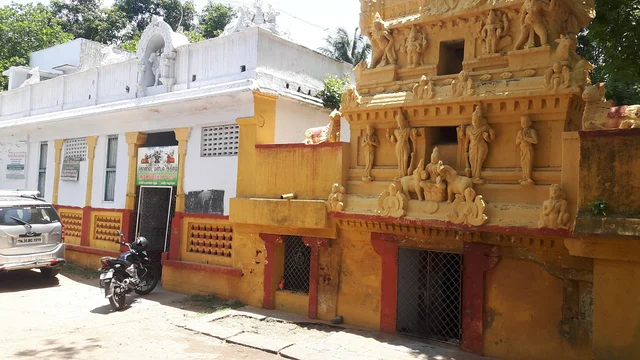 காஞ்சிபுரம் தொண்டை மண்டல மடம்