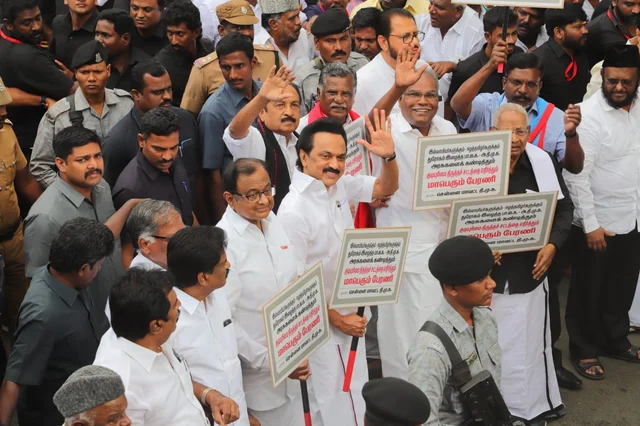 ஸ்டாலின்