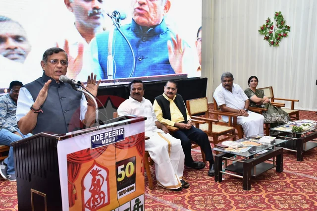 ஆடிட்டர் குருமூர்த்தி