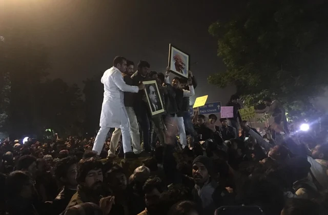 குடியுரிமை போராட்டம்