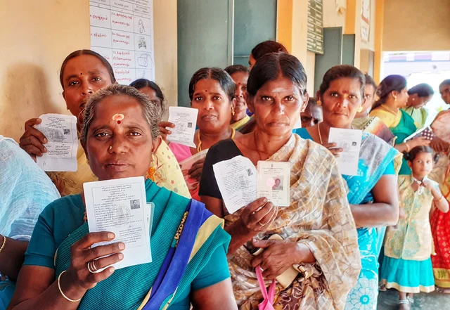 வாக்காளர்கள்