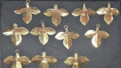 பொன்னில் பொறிக்கப்பட்ட சிவபுராணம்!