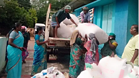 கரூர் பிளாஸ்டிக் கழிவு