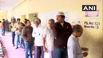வாக்காளர்கள்