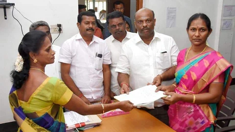 சாந்தி சேகர் வேட்புமனுத் தாக்கல்