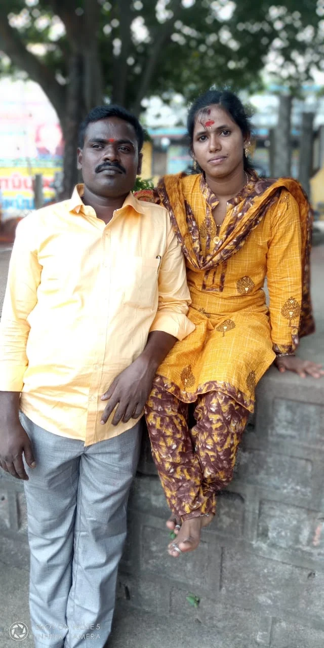 மனைவியுடன் கமலக்கண்ணன்