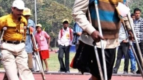 மாற்றுத் திறனாளிகள்