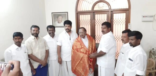 திமுகவில் இணைந்த அதிமுக வேட்பாளர் நாராயணன்