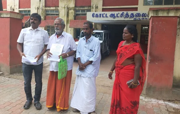 மகன் மகாலிங்கம், மகள் செல்வி, வழக்கறிஞர் ஜெனியுடன் பூதத்தான்