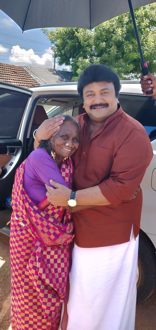 சீனி பாட்டி, பிரபு