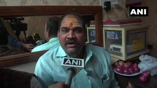 சமாஜ்வாதிக் கட்சி போராட்டம்