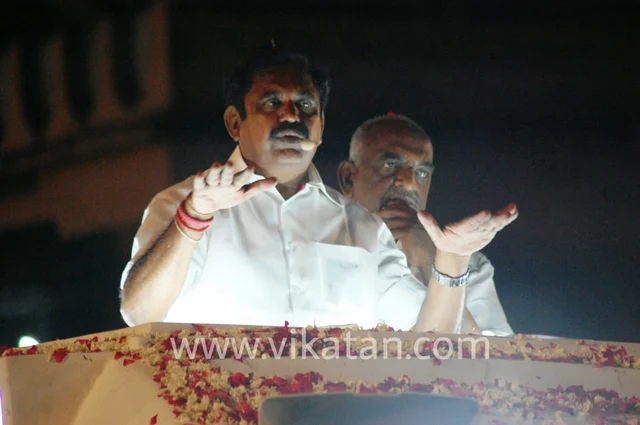 எடப்பாடியுடன் பொன்னார்