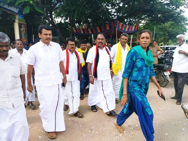 செந்தில் பாலாஜி, ஜோதிமணி போராட்டம்