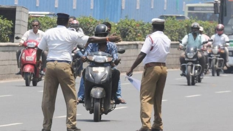 அதிகாரிகள்