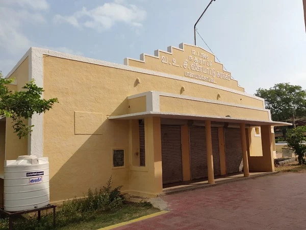 புத்தகத் திருவிழா நடக்க இருக்கும் மைதானம்